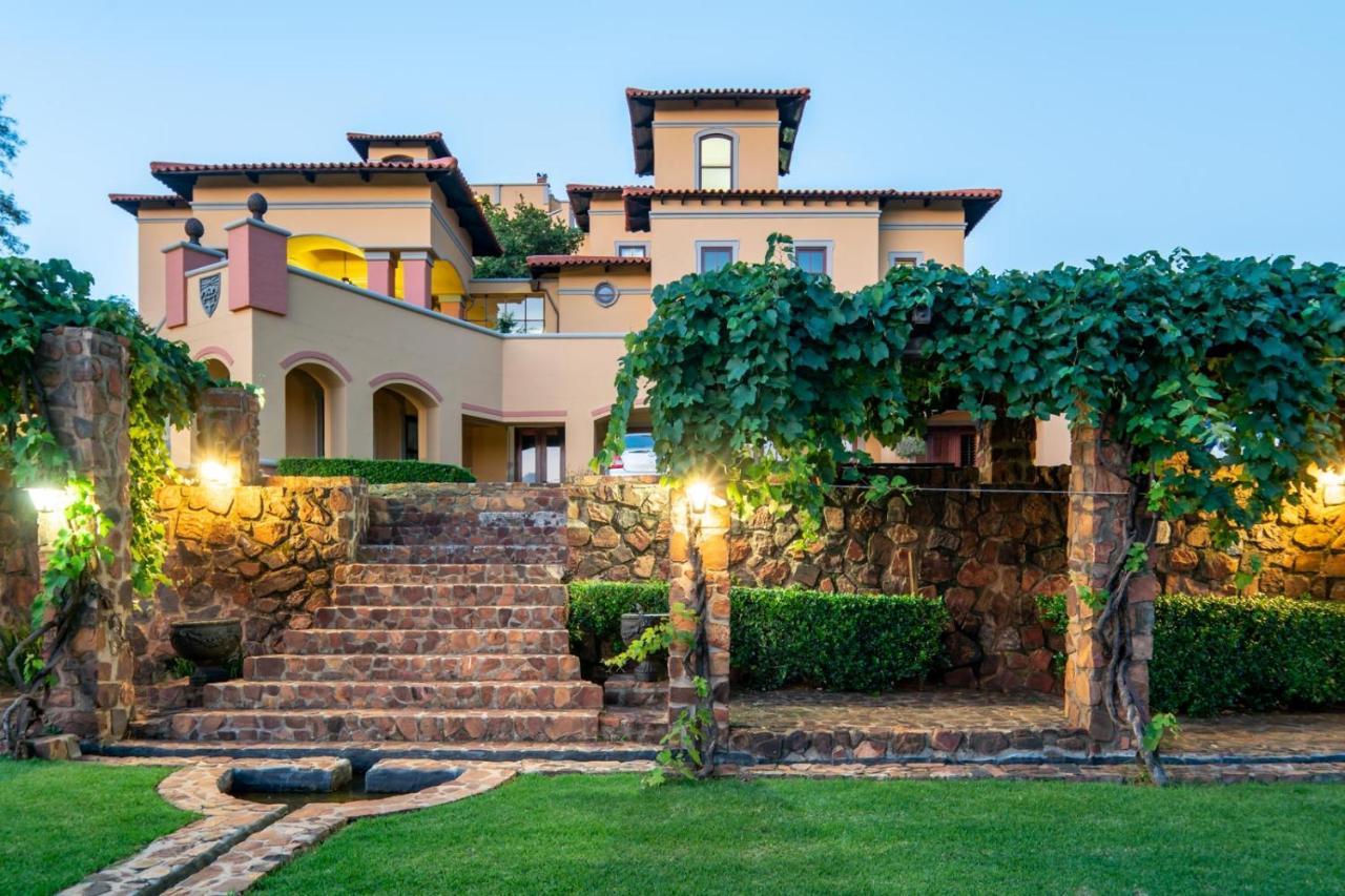 Hotel Castello Di Monte Pretoria-Noord Exterior foto